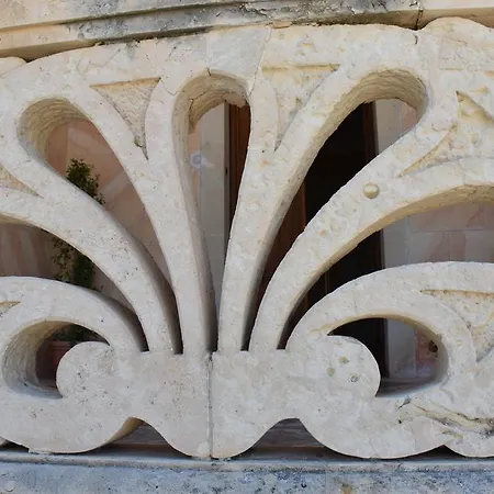 Monticelli *